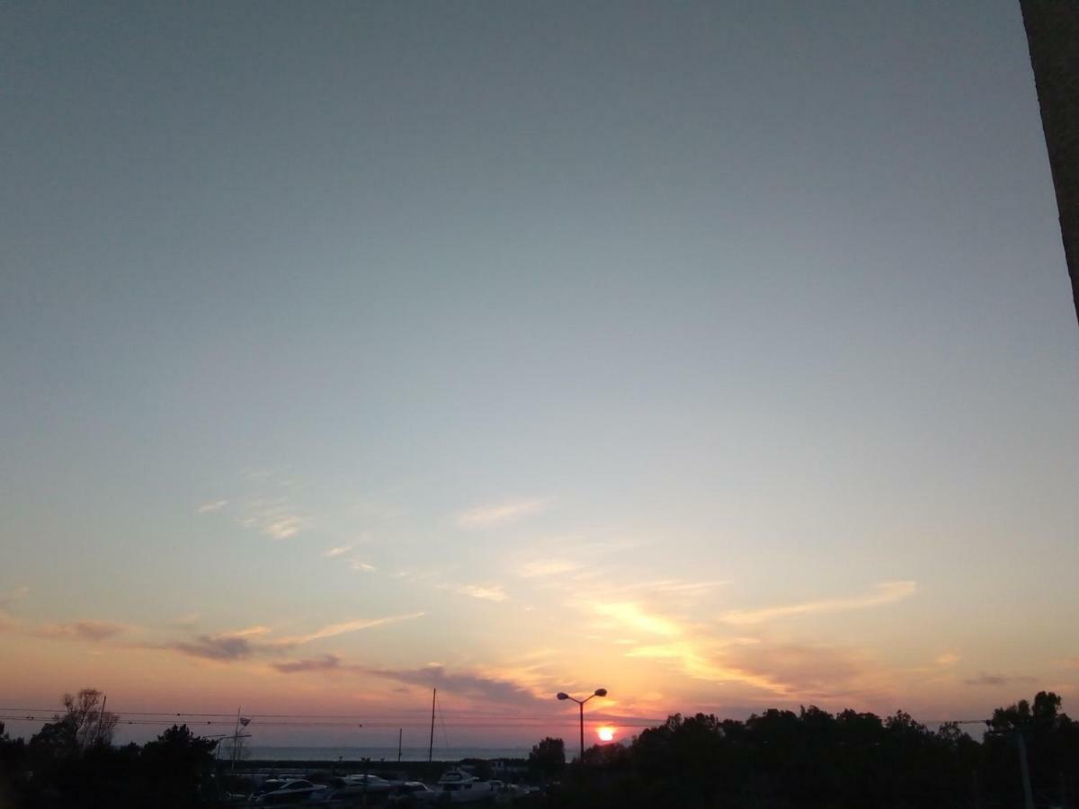 Sunset Sea View Apartment Atenas Exterior foto